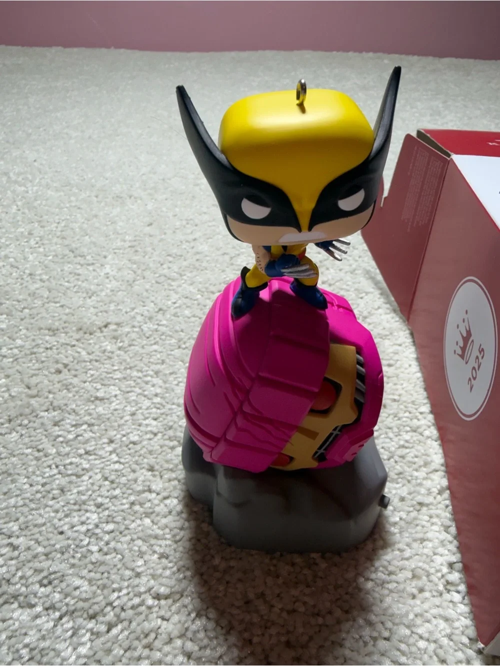 Hallmark Keepsake Marvel X-Men Wolverine Defeats Sentinel Lighted Ornament 2023